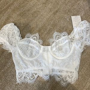 LEAU brand new white lace bustier top. Size L
